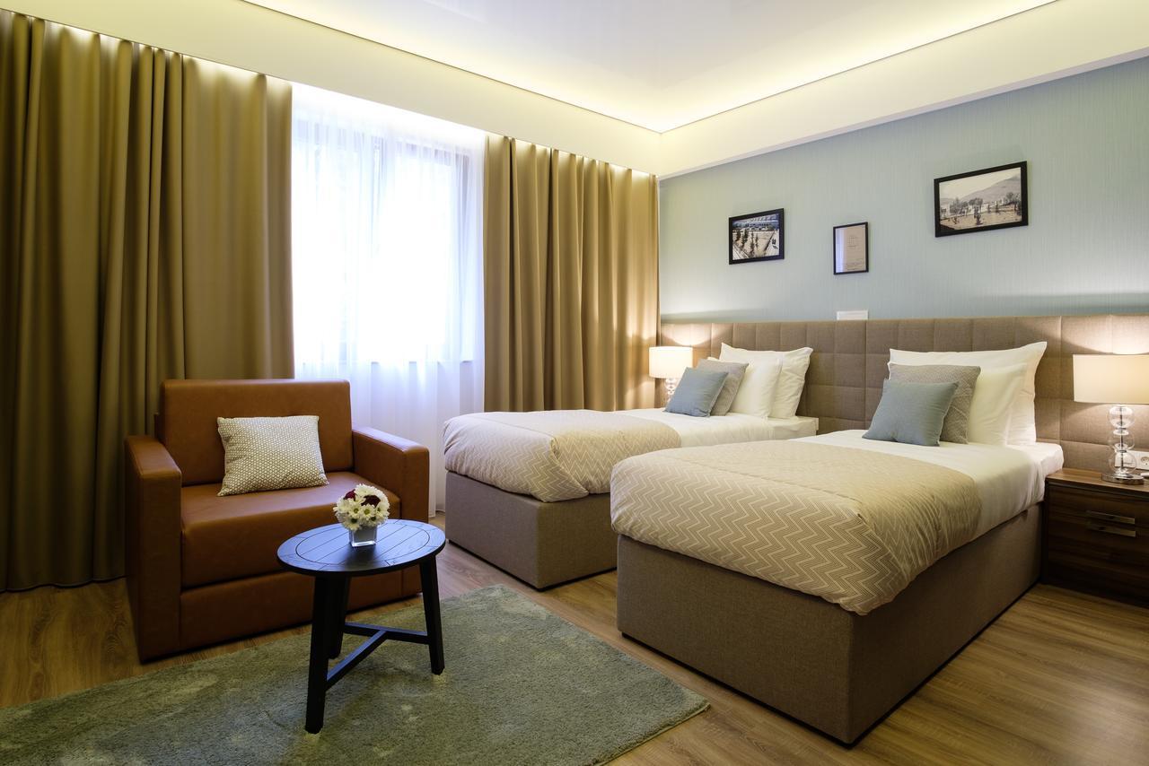 Sl Industry Hotel Τρέμπινιε Εξωτερικό φωτογραφία